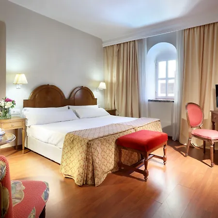 Hotel Crisol Monasterio De San Miguel 4*